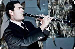 photo of clarinet soloist tev Sanchez